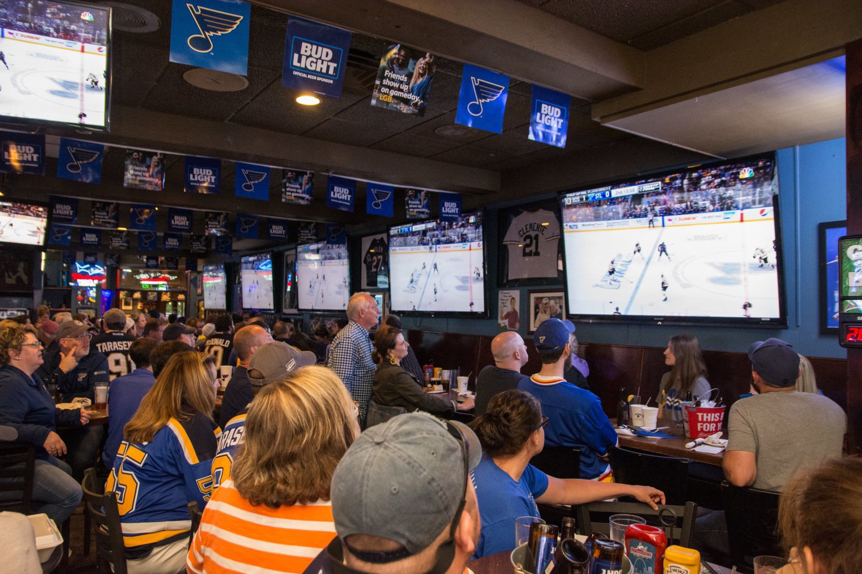 Blues Fans at Syberg's on Dorsett during Stanley Cup Final Game